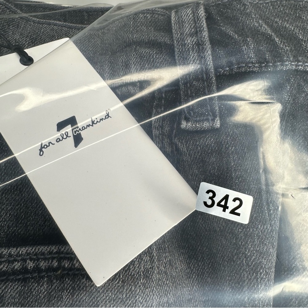NWT 7 For All Mankind Easy Boy Bootcut High Waist Faded Black Cropped Size 31 - Picture 12 of 12